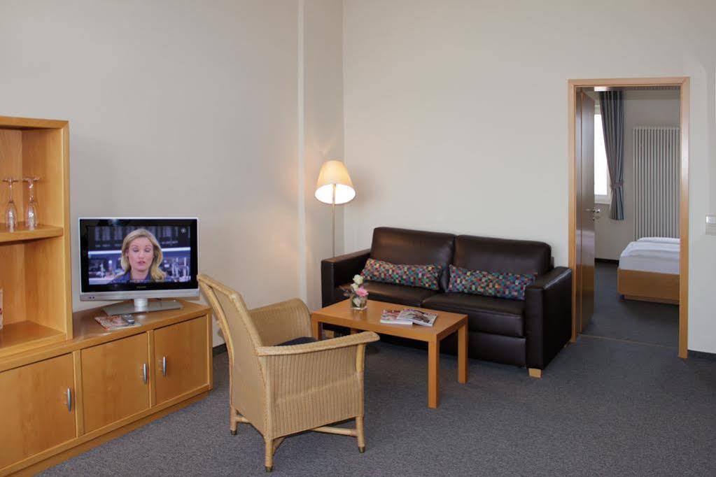 Hotel Am Leuchtturm Rostock Ngoại thất bức ảnh