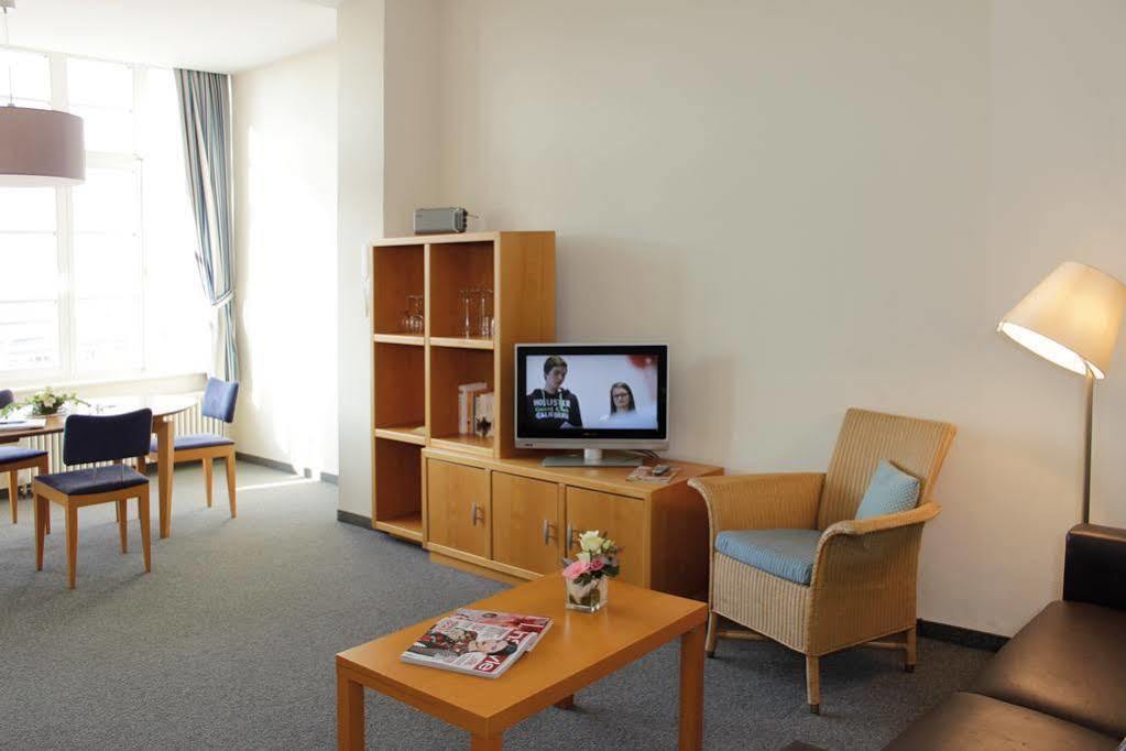 Hotel Am Leuchtturm Rostock Ngoại thất bức ảnh